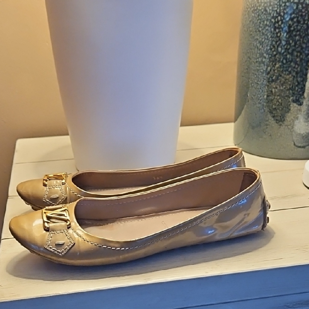 Taupe Women's Ballet Flats